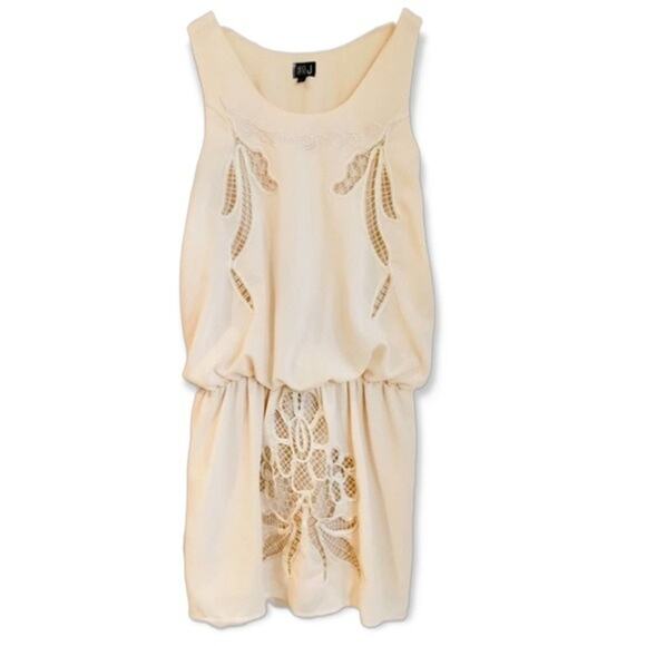 VERY J Cream Floral Mesh Cut Out Blouson Cream Dress SMALL Boho Neutral Eyelet - Picture 1 of 6